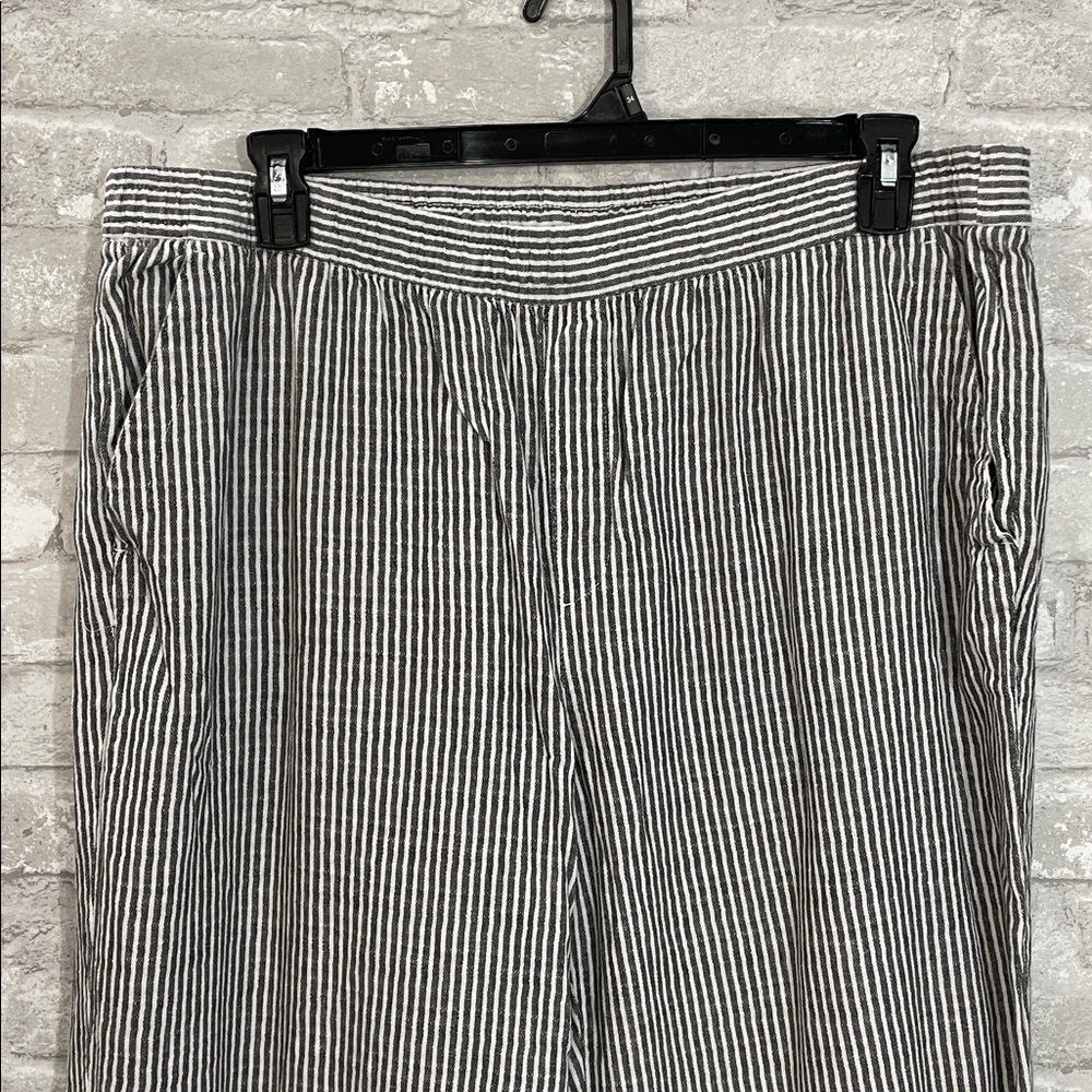 Old Navy High Rise Grey Striped Linen Wide Leg Pants - Picture 2 of 6